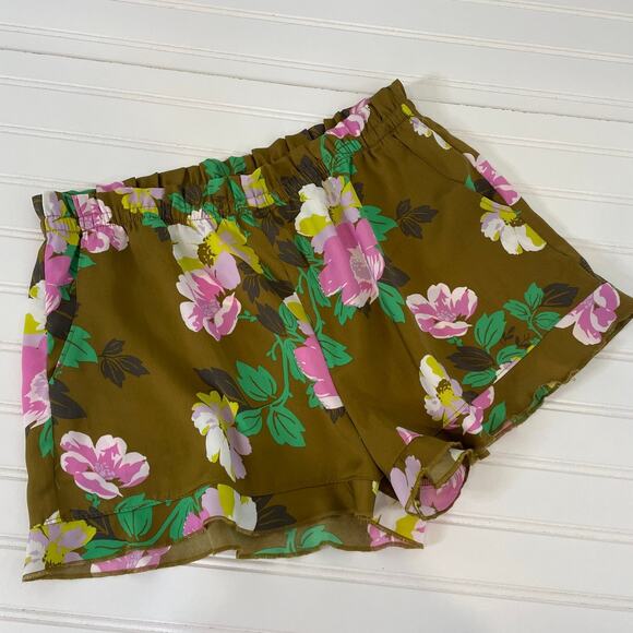 Aerie & Hollister Floral Ruffle Shorts & Relaxed New York Graphic Tee SET M - Picture 4 of 10